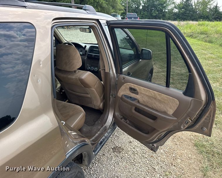 image for item DW3437 2002 Honda CR-V SUV