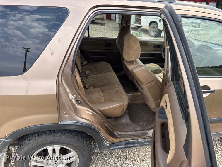 image for item DW3437 2002 Honda CR-V SUV