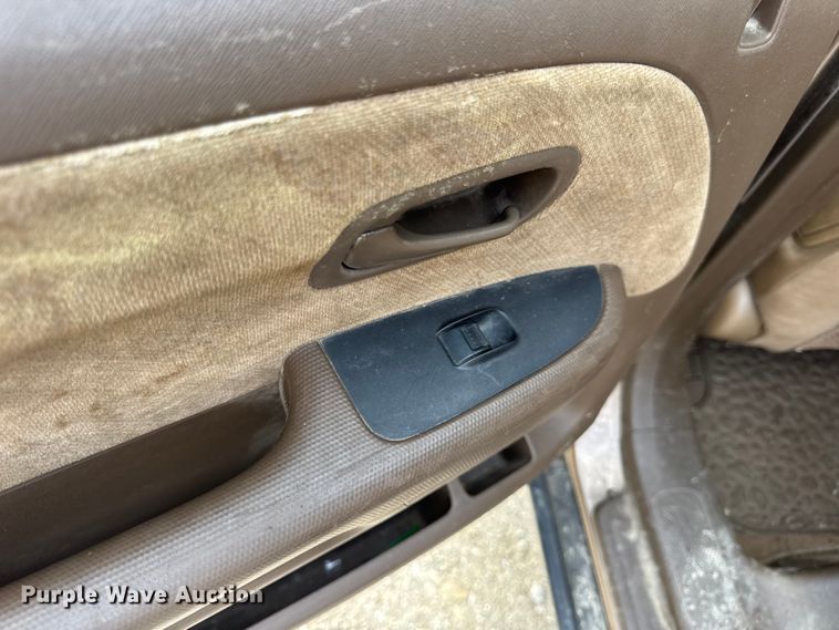 image for item DW3437 2002 Honda CR-V SUV