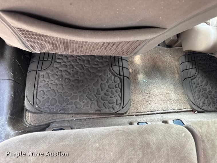 image for item DW3437 2002 Honda CR-V SUV