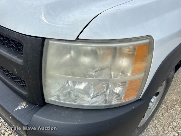 image for item DW3438 2011 Chevrolet Silverado 1500 Ext. Cab pickup truck