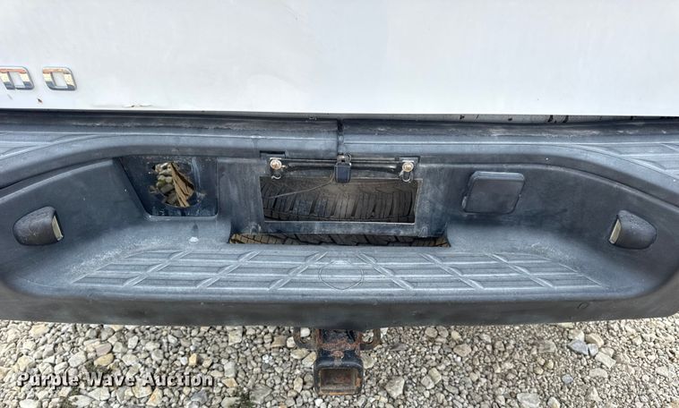 image for item DW3438 2011 Chevrolet Silverado 1500 Ext. Cab pickup truck