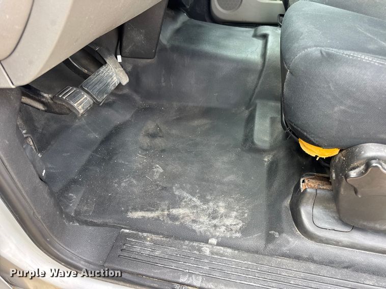 image for item DW3438 2011 Chevrolet Silverado 1500 Ext. Cab pickup truck