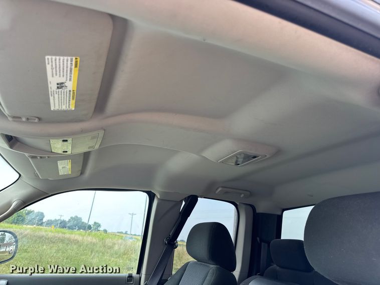 image for item DW3438 2011 Chevrolet Silverado 1500 Ext. Cab pickup truck