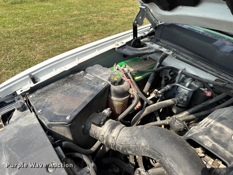 image for item DW3438 2011 Chevrolet Silverado 1500 Ext. Cab pickup truck