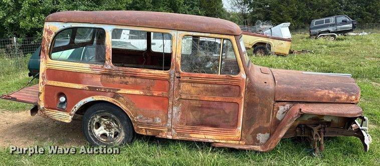 image for item DW3439 1946 Willy Overland SUV