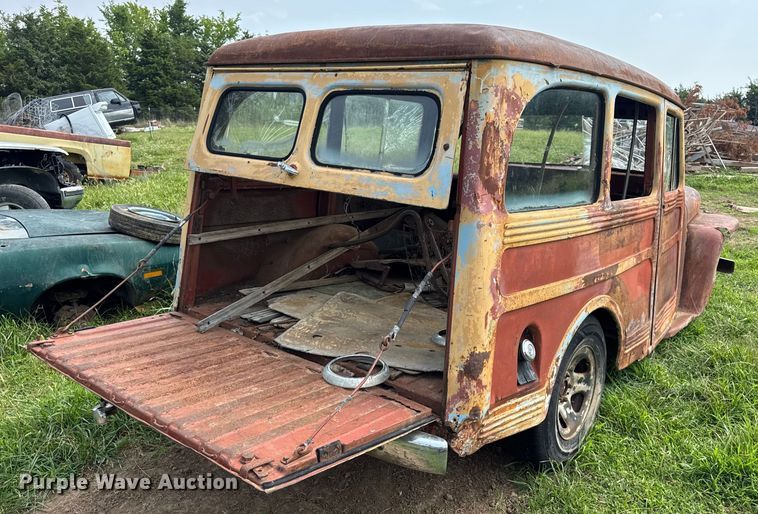 image for item DW3439 1946 Willy Overland SUV