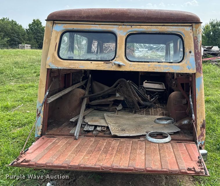 image for item DW3439 1946 Willy Overland SUV