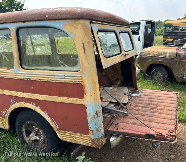 image for item DW3439 1946 Willy Overland SUV