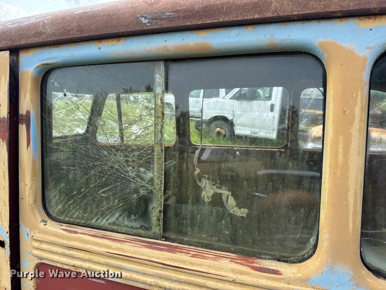 image for item DW3439 1946 Willy Overland SUV