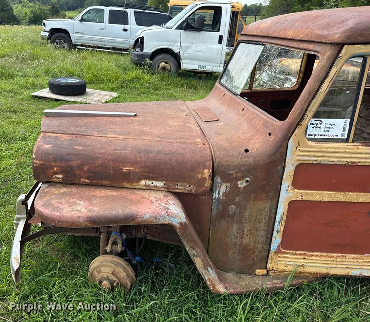 image for item DW3439 1946 Willy Overland SUV