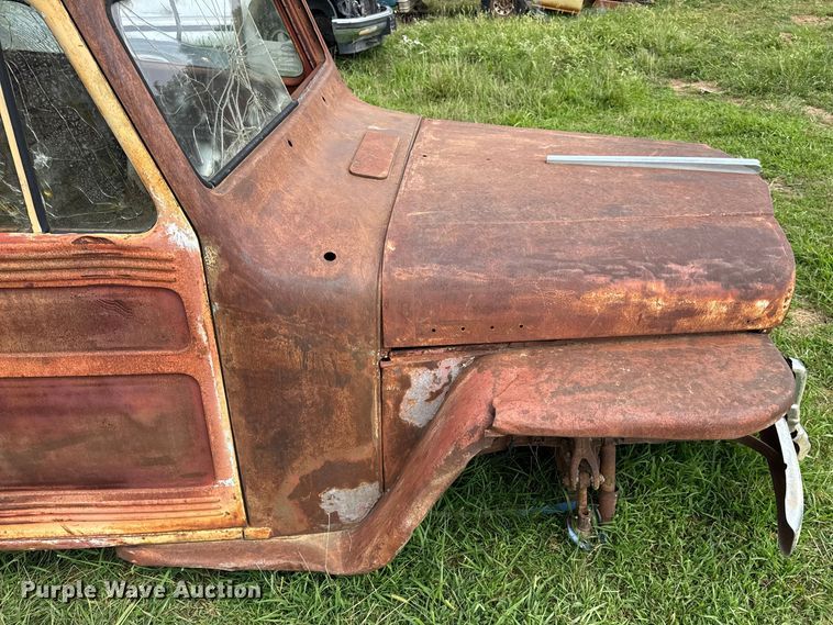 image for item DW3439 1946 Willy Overland SUV