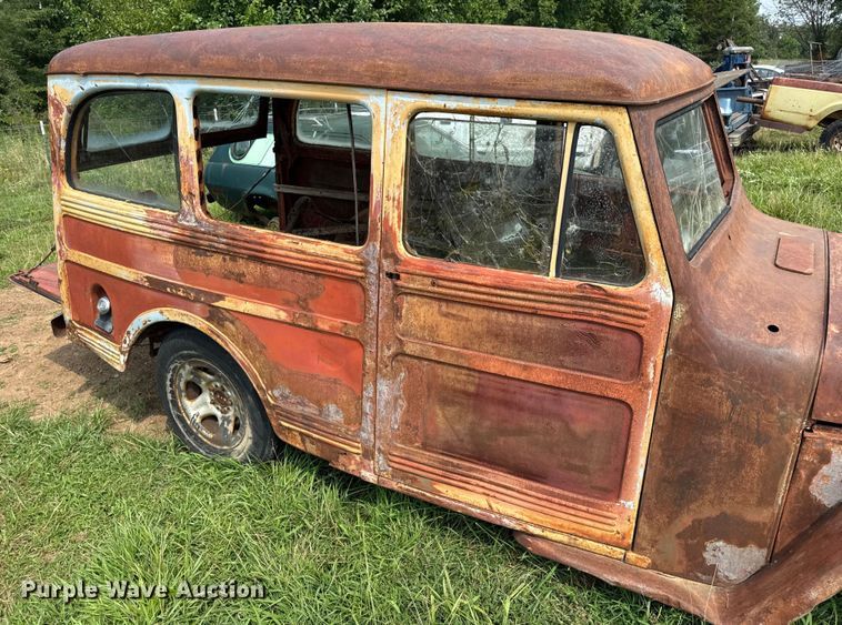 image for item DW3439 1946 Willy Overland SUV