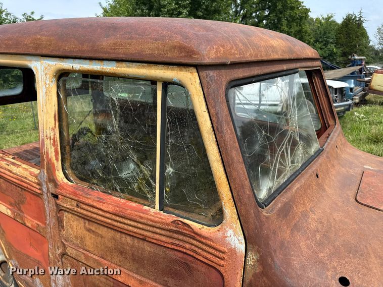 image for item DW3439 1946 Willy Overland SUV