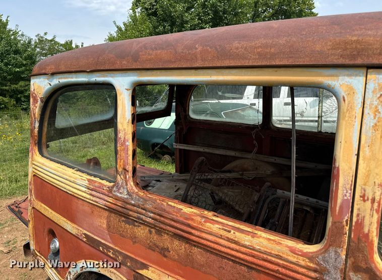 image for item DW3439 1946 Willy Overland SUV