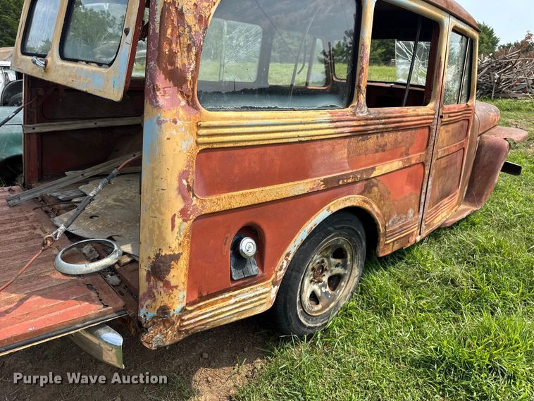 image for item DW3439 1946 Willy Overland SUV