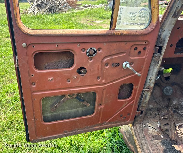 image for item DW3439 1946 Willy Overland SUV