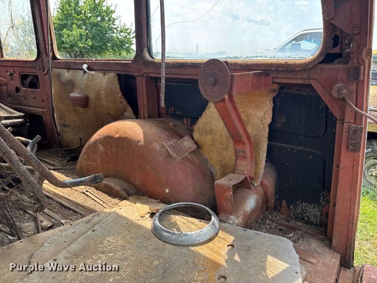 image for item DW3439 1946 Willy Overland SUV