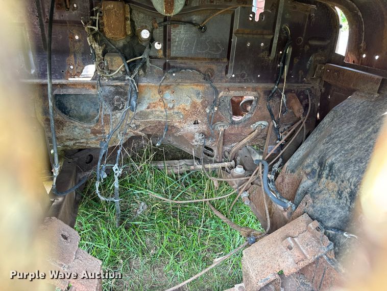 image for item DW3439 1946 Willy Overland SUV