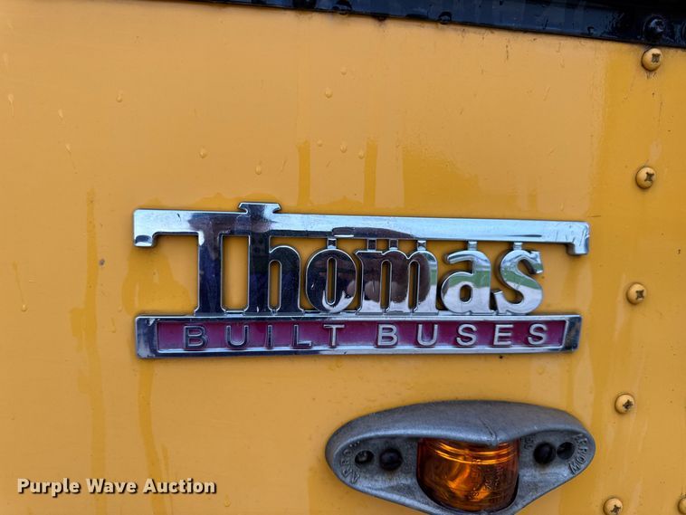 image for item DW3441 2005 Freightliner school bus