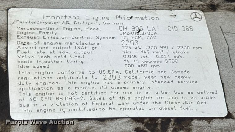 image for item DW3441 2005 Freightliner school bus