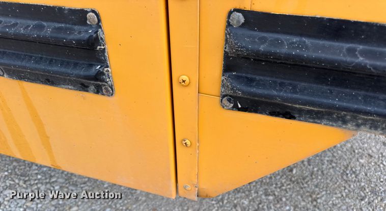 image for item DW3442 2008 Blue Bird Vision school bus