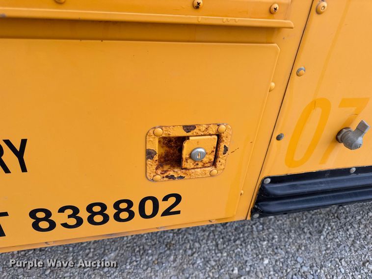 image for item DW3442 2008 Blue Bird Vision school bus