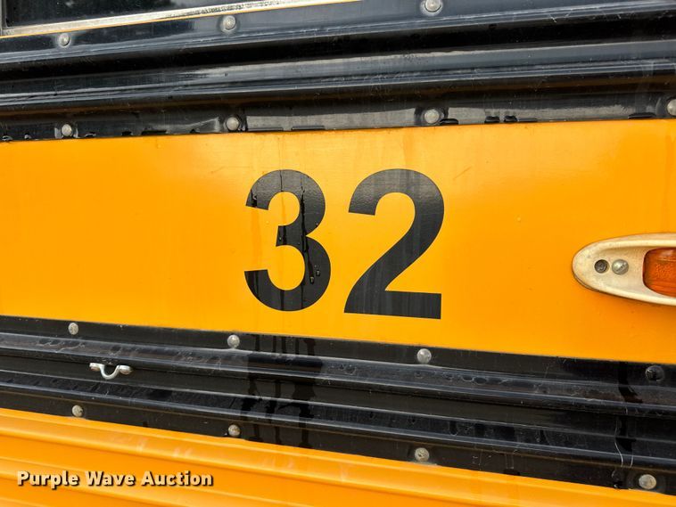 image for item DW3442 2008 Blue Bird Vision school bus