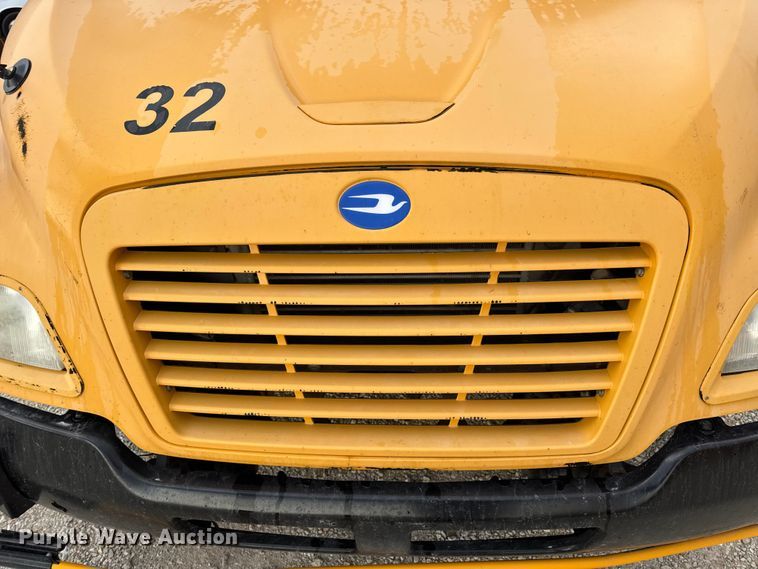 image for item DW3442 2008 Blue Bird Vision school bus