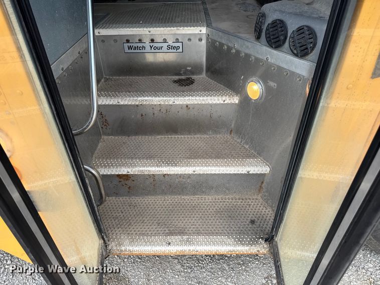 image for item DW3442 2008 Blue Bird Vision school bus