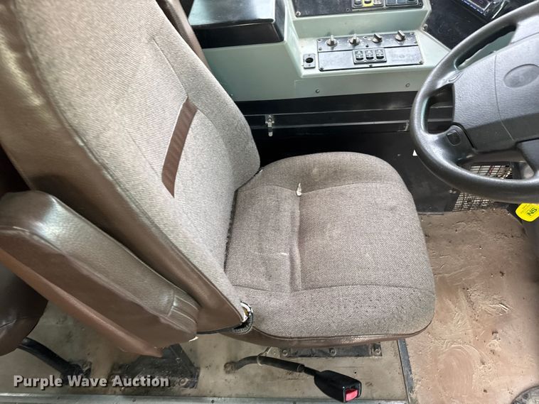 image for item DW3442 2008 Blue Bird Vision school bus