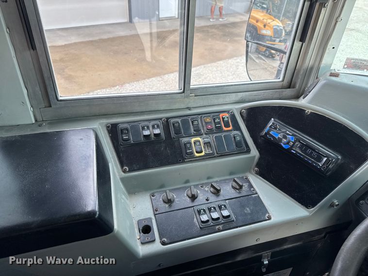 image for item DW3442 2008 Blue Bird Vision school bus