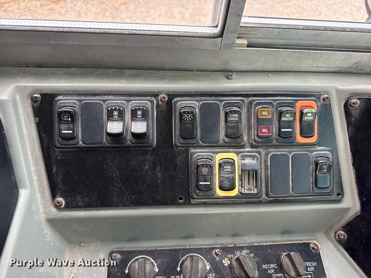 image for item DW3442 2008 Blue Bird Vision school bus