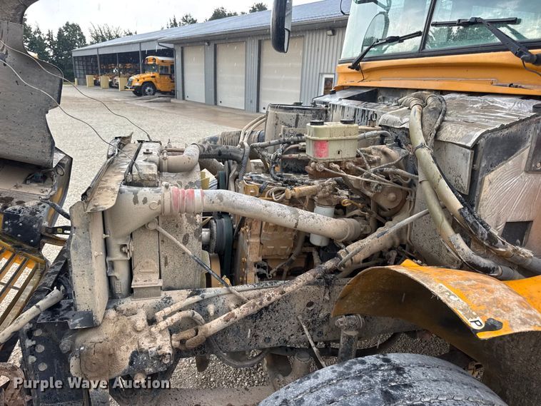 image for item DW3442 2008 Blue Bird Vision school bus