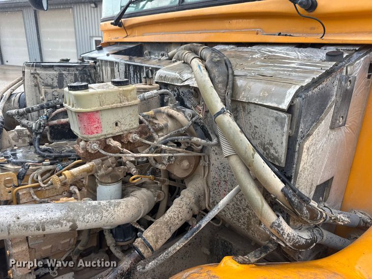 image for item DW3442 2008 Blue Bird Vision school bus