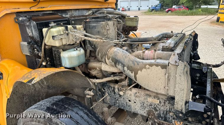 image for item DW3442 2008 Blue Bird Vision school bus