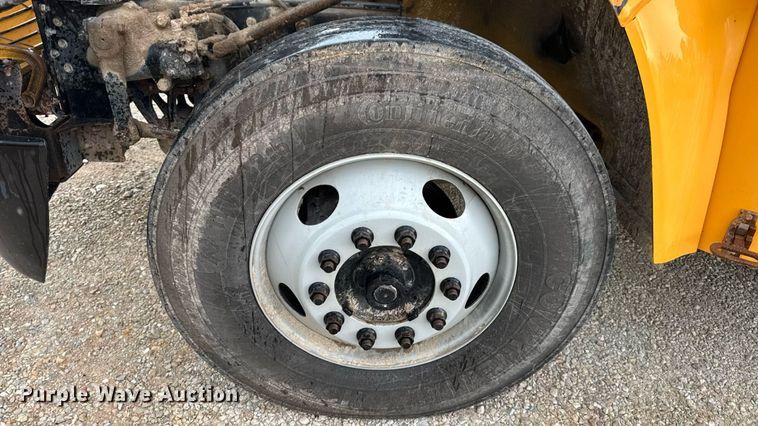 image for item DW3442 2008 Blue Bird Vision school bus