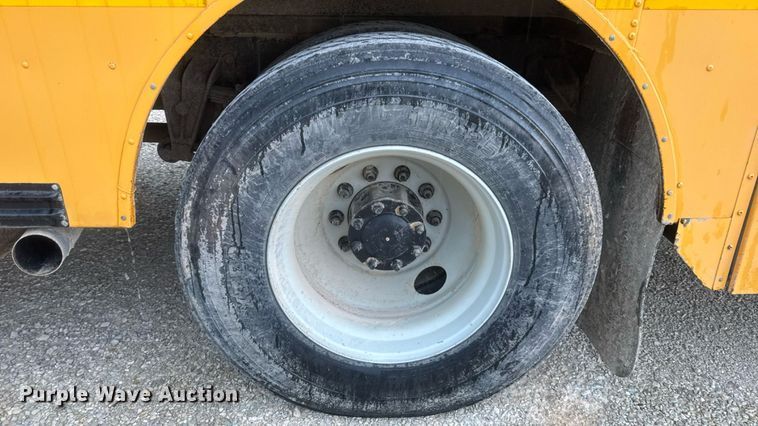 image for item DW3442 2008 Blue Bird Vision school bus