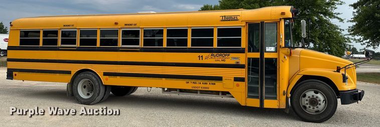 image for item DW3443 2001 Thomas Built school bus