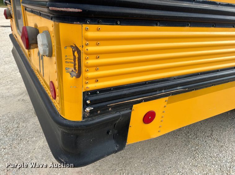 image for item DW3443 2001 Thomas Built school bus