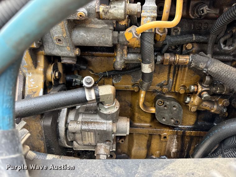 image for item DW3443 2001 Thomas Built school bus