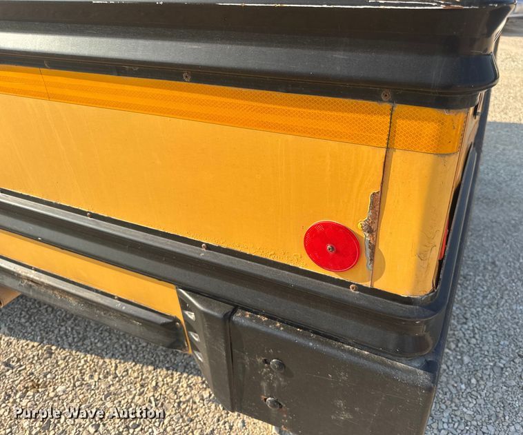 image for item DW3444 2005 Chevrolet Express G3500 school bus