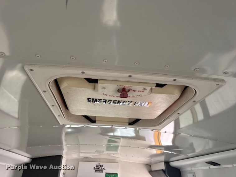 image for item DW3444 2005 Chevrolet Express G3500 school bus