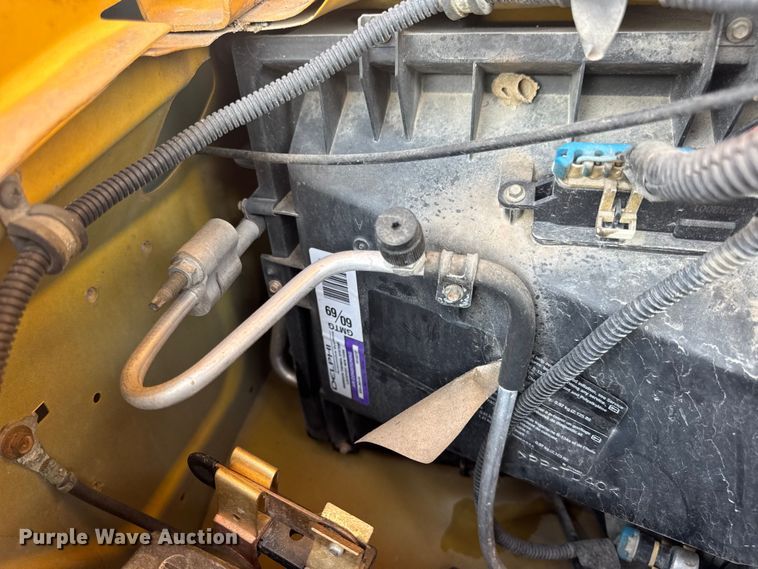 image for item DW3444 2005 Chevrolet Express G3500 school bus