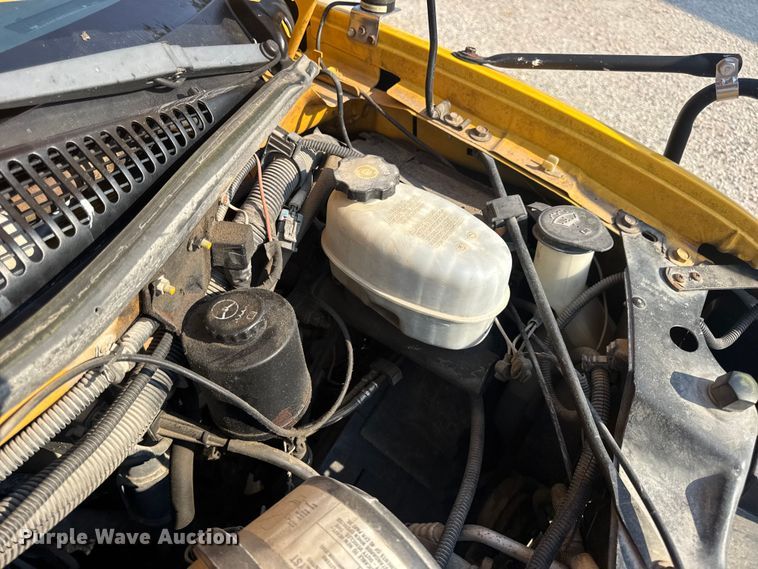 image for item DW3444 2005 Chevrolet Express G3500 school bus