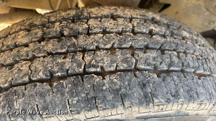 image for item DW3444 2005 Chevrolet Express G3500 school bus