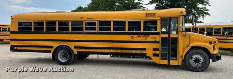 image for item DW3446 2001 Thomas Built school bus