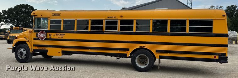 image for item DW3446 2001 Thomas Built school bus
