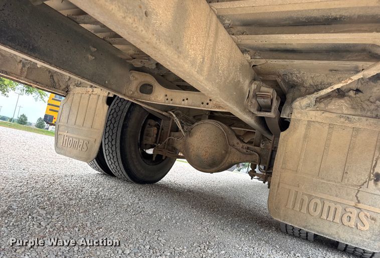 image for item DW3446 2001 Thomas Built school bus