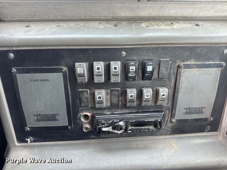 image for item DW3446 2001 Thomas Built school bus